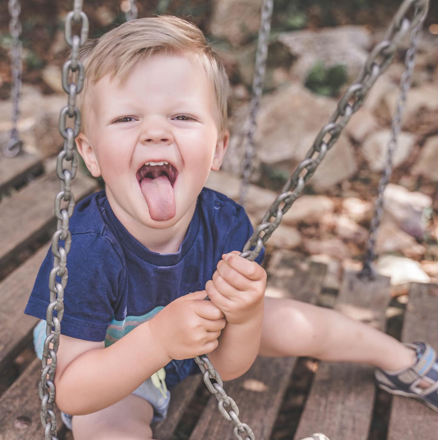 Kostenloses Fotoshooting fΓΌr Kinder
β’ 03.05.2024 & 10.05.2024
β’ 10 min Fotoshooting
β’ Bezahlt werden nur die Bilder die gefallen
β’ kein Kaufzwang
β’ 1 Kind = 1 Termin
β’ 2 Kinder = 2 Termine
β’ Geschwister und Freundefotos sind mΓΆglich
β’ fΓΌr Kinder ab Sitzalter
β’ gutes Wetter = Spielplatz
β’ schlechtes Wetter = Fotostudio
β’Bilder werden NICHT automatisch fΓΌr Werbezwecke genutzt! Nur bei Einwilligung!
β’ weitere Infos und Termine findet ihr im Terminkalender ΓΌber unsere Homepage. :)
#fotoaktion #kidsaktion #mai #kinder #fotos #kindergartenkind #schulkind #2024 #abenteuer #eifel #nettersheim #kreiseuskirchen #nordeifel #vulkaneifel #sΓΌdeifel #ahrtal #frΓΌhjahr #fotografie