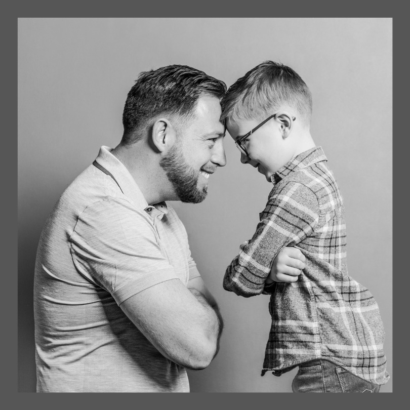 Pretending to be mean but they can't help but grin ?
.
.
.
.
.
#familyphotography #familyphotographer #familyphotoshoot #familyportraits #familyfun #photography #photographer #newborn #newbornphotography #love #happyfamily #familytime #portraitphotography #photooftheday #portraitperfection #portrait #babyphotography #lifestylephotography #baby #familygoals #familyphoto #familyportrait #hampshirephotography #hampshirephotographer #family #portraitsbypeartree #shoplocal #shopsmall #shopsmallbusiness #bookashoot