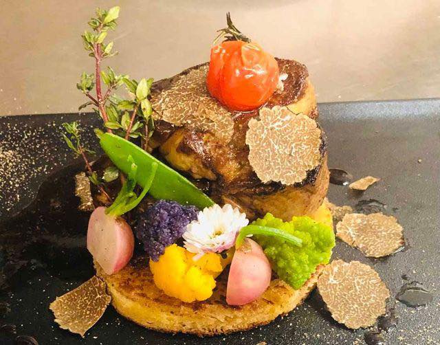 - Martins Ganz
- Gänseleber
- Rindsfilet Rossini & vieles mehr