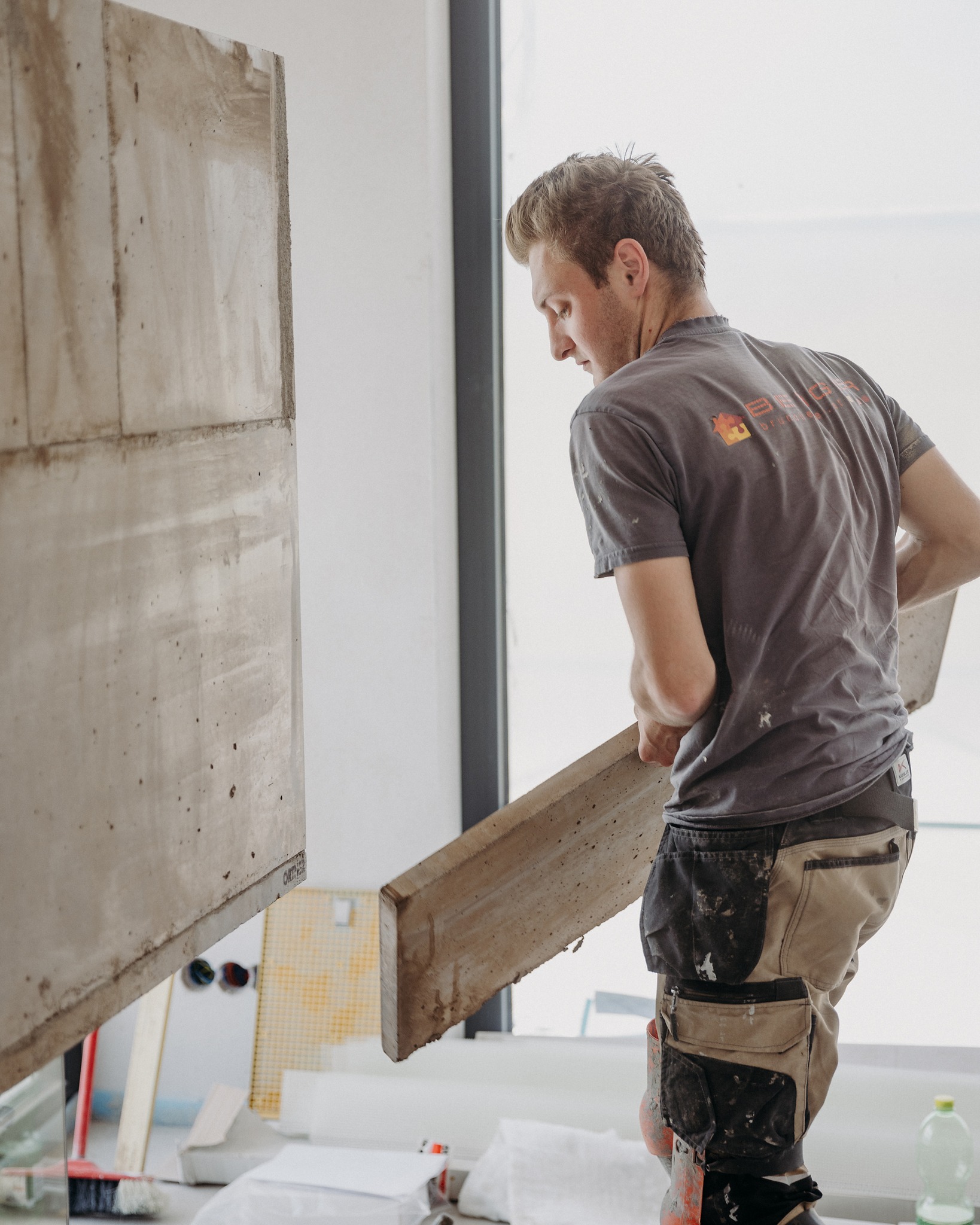 Mit dem Setzen des Ofens beginnt das, was man spät…