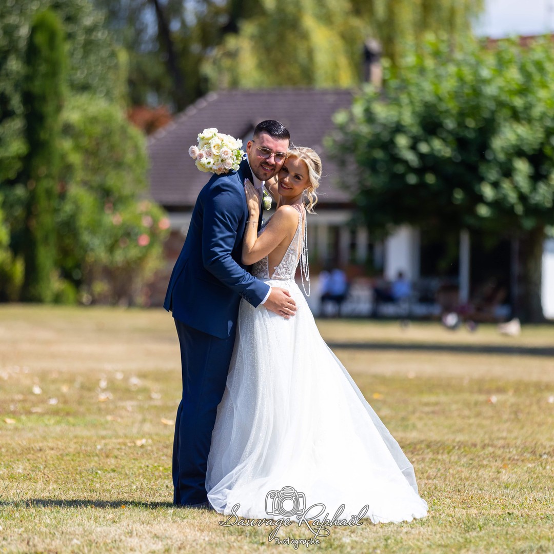 ~?❤️?~
-
Les larmes ont coulés lors du mariage de Marie & Nicolas, mais des larmes de bonheur et d'amour ?.
-
Une fois l'émotion passée, s'en est suivi une soirée animée et endiablée pour célébrer leur magnifique union ?.
-
Félicitations aux jeunes mariés ?.
-
-
-
#amour #bonheur #wedding #mariage #mariage2022 #love #joie #weddingdress #alsace #mariagecivil #mariagereligieux #costumemariage #costumemarié #soiree #soireemariage #festif #ambiance #dj #couple #couplesgoals #shooting #shootingmariage #naturelovers #nature #photography #photograph #weddingphotography #weddingphotographer