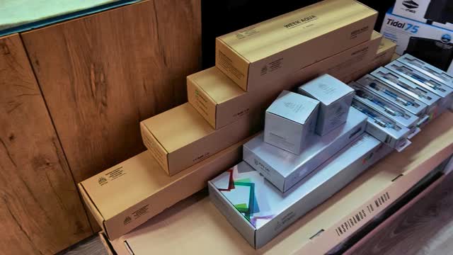 Llegada de Week Aqua en Aquasalvaje! ?
〰️〰️〰️〰️〰️〰️
@theaquariumproject_ @blueclownfish @weekaqua.world
〰️〰️〰️〰️〰️〰️
? Plaza La Constitución 3, Alcorcon
? www.aquasalvaje.com
〰️〰️〰️〰️〰️〰️
#aquasalvaje #aquarium #madrid #alcorcon #aquascaping #aquascape #aquariumdesign #acuarioplantado #aquariumhobby #aquascaper #weekaqua #ilumination