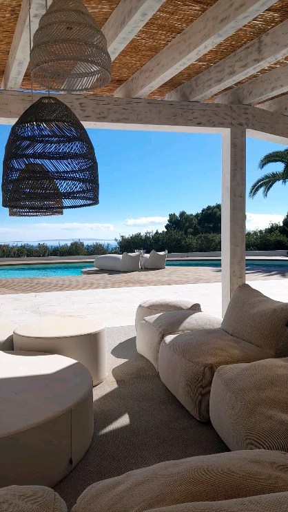 Enjoy The Perfect Luxury Family Retreat in Ibiza.
.
.
Get in touch today:
+34 697 92 95 77
www.mystique-ibiza.com
.
.
#ibiza #villa #villarental #spain #realestate #escubells #ibizasummer #ibiza2023 #ibizavilas #villedilusso #luxuryconcierge #ibizaProperty #LuxuryProperty #LuxuryLiving #RealEstate #DreamHome #propertygoals