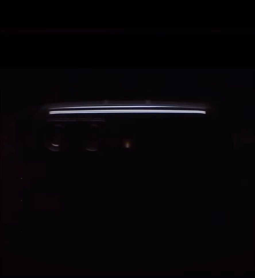 Che lo SPETTACOLO ABBIA INIZIO #motorolarazr22 PRENOTALO ANCHE NEI NOSTRI STORE