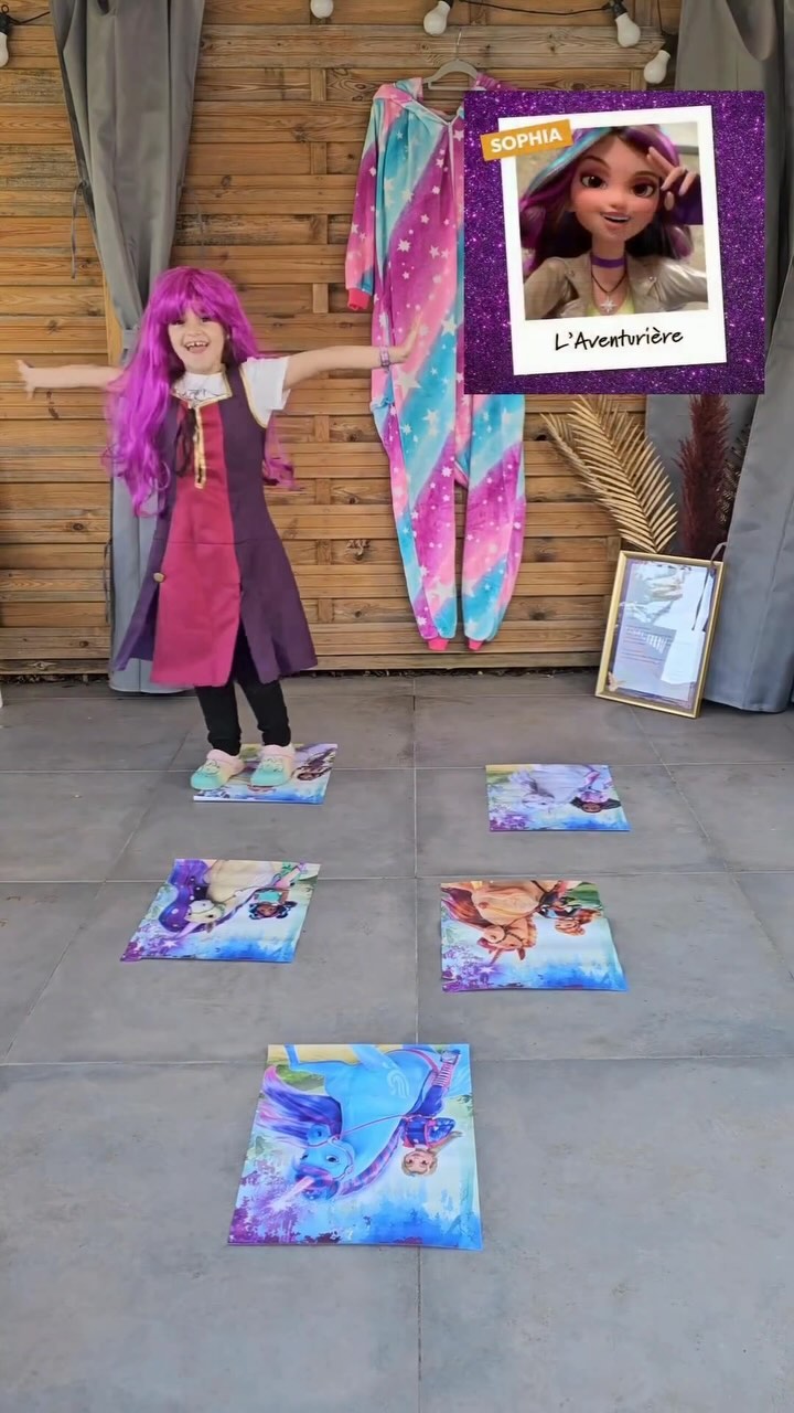 Pas un, ni deux ni trois mais plusieurs personnages incarnés par petite bichette Bravo @mummyfast ( pardon mais avec cette petite voix de mignonnerie là, je meurs) #Lecolesdealicornes