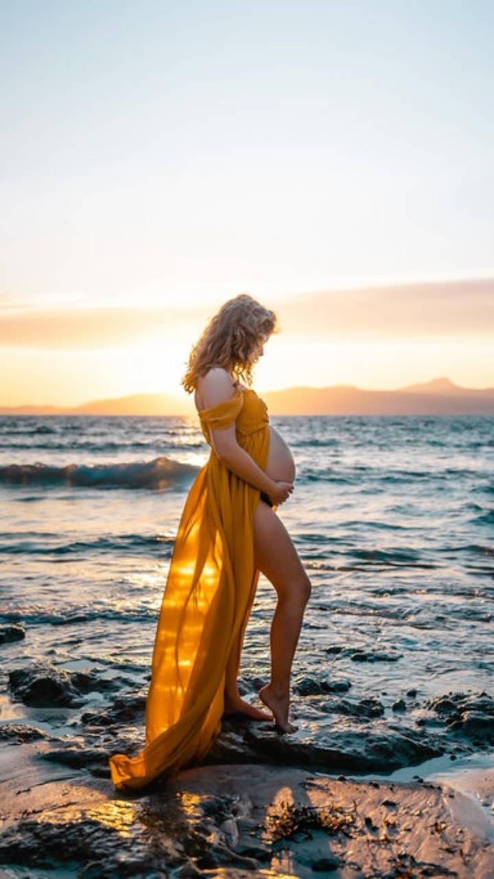 El amor brota de dentro hacia afuera ❤️
¿Quieres una sesión de embarazada en Mallorca? ¡Escríbeme!⬇️
www.priscalagunaphotographer.com
#MallorcaPhotographer #PriscaLagunaPhotographer
#MajorcaPhotographer
#FotografoEmbarazadaMallorca #Premama
#SesionPremamaMallorca #SesionEmbarazoMallorca
#ReportajeEmbarazoMallorca
#PregnantShootMallorca