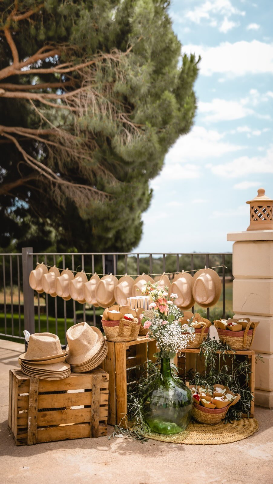 Consejitos para tu boda ✨
? www.priscalagunaphotographer.com
#WeddingPhotographerMallorca #WeddingDay #MallorcaPhotographer #PriscaLagunaPhotographer #MajorcaPhotographer #FotografoBodaMallorca #SonVila #MallorcaWeddingDestination