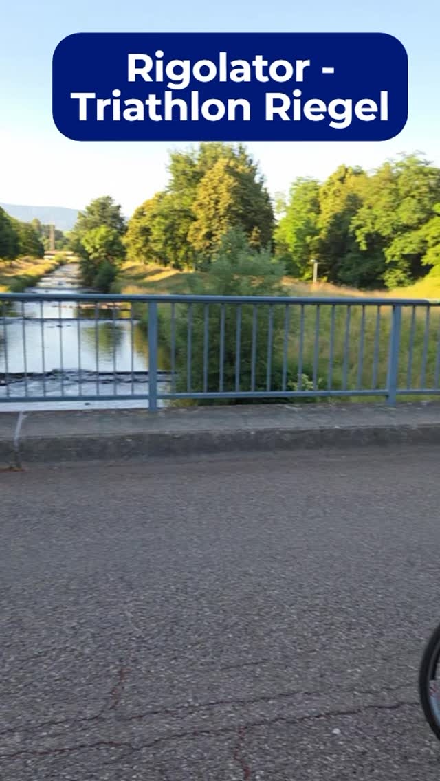 Rigolator 2025
14 Mitglieder an der Startlinie – Alle 14 im Ziel 💪
♀ Pl. 1 Gesamt (mit SP), Pl. 2 Gesamt (ohne SP) und AK 🥇🥈🥈🥉🥉
♂ AK 🥈
Danke @tvriegel und die Anwohner für die perfekten Wettkampfbedingungen 🌞🏝🌞, und die vielen Wasserstellen 💦 an der Laufstrecke. ✌
 
# Doing it for a thrill 💥
# Neoverbot – kein Problem!
# Low-tech, high impact – Vereinstraining zahlt sich doch aus 🤓#ssvf