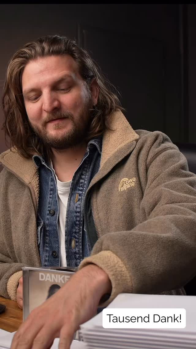 Tausend Dank!
Euer Samuel
https://www.samuelharfst.de/shop/