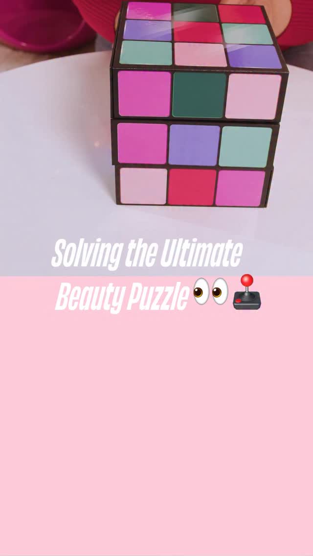 هل أنت جاهزة لموسم الاحتفالات وللمفاجآت التي جهّزتها لك Benefit Cosmetics! ابدئي العد العكسي واحصلي على هذه المجموعة المميزة التي ستقدّم لك كل يوم هدية رائعة تفرح قلبك وتعزّز روتينك الجمالي، سواء المكياج أو العناية بالبشرة.اعداد: @jeanine_assaf