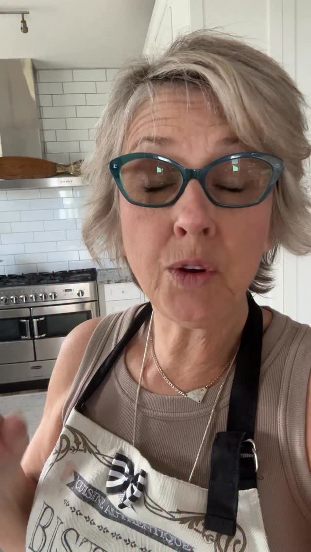 This is not sponsored! Just a tip from one artist to another! The level 3 are great canvases. I like them a lot. If you do too then get over there! Such a good sale. Do you buy any supplies from Michael’s? I do when they have sales.