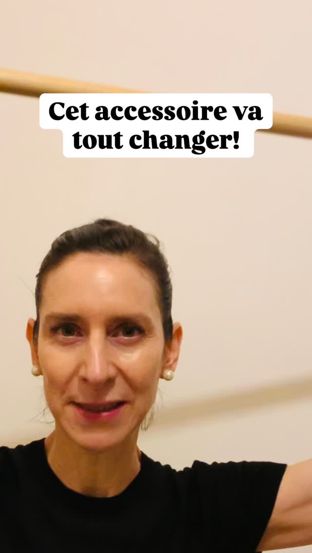 Ce dont personne ne parle concernant ton visage c’est l’importance de ta posture.
Mais cela se travaille et ce n’est même pas compliqué !
#posture #yogaduvisage #balai #travailpostural #doublementon