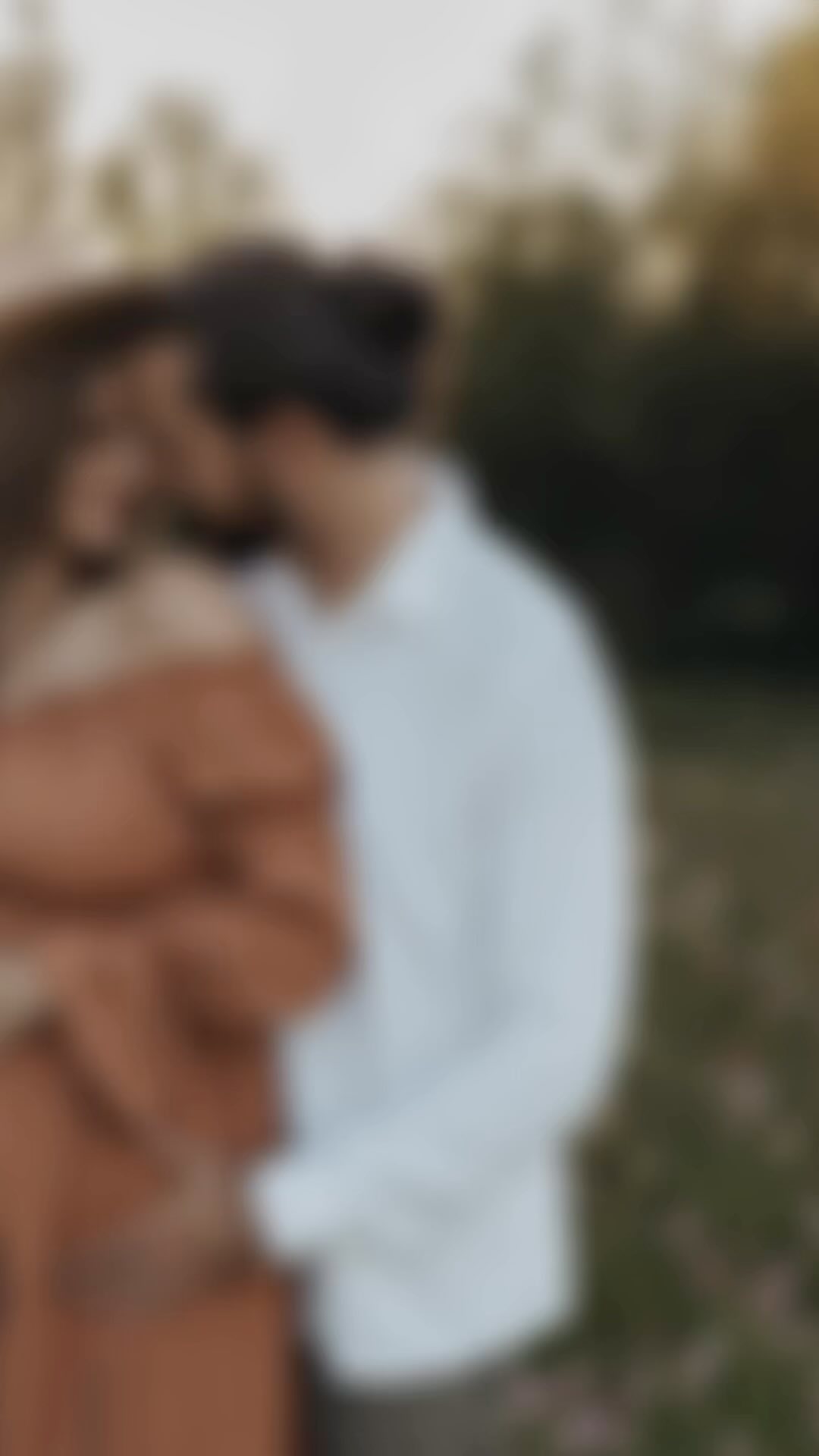 Schwangerschaftshooting ?
Es gibt so viele Möglichkeiten diese besondere Zeit festzuhalten. ??
Im Studio, in der Natur oder bei euch Zuhause ?
Hinter neutralen Hintergründen, clean, verspielt oder elegant. Zwischen Bäumen oder im Sonnenuntergang.
Es geht auch ganz entspannt zuhause. ??
#pregnant#schwangerschaft#schwangerschaftsfotografie#schwangerschaftsshooting#schwangerschaftsbauch#schwanger#pregnantbelly#pregnancybelly#untermeitingen#schwabmünchen #augsburg#landsberg#landsberg_am_lech#bavaria#pregnancy#pregncyphotography#pregnancyphotoshoot#allgäu#munich#germany#fotostudio#babybauchfotoshooting#babybauchfotos#babybelly#babybauchfotografie#babybauchwächst