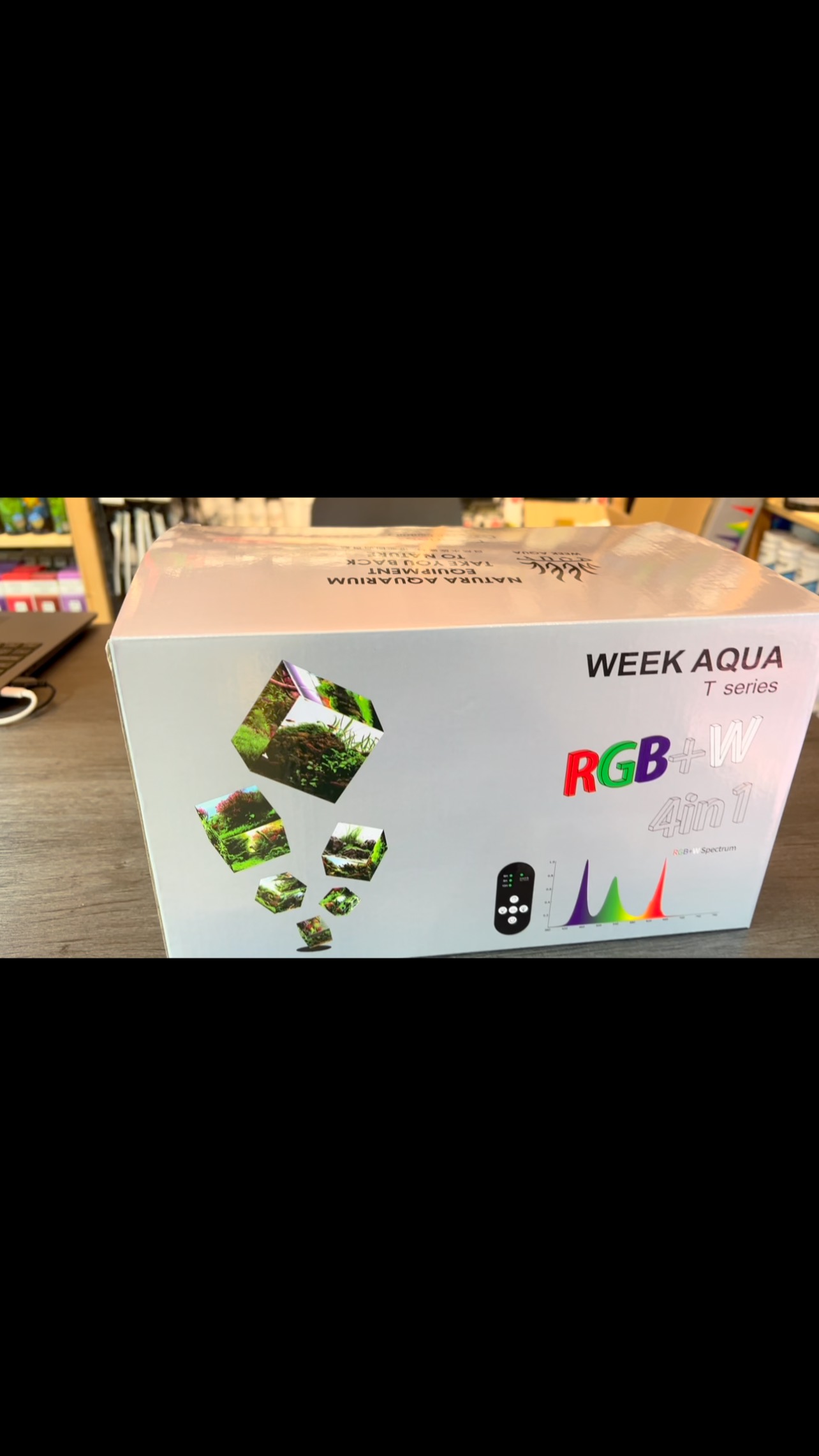 Estos de @blueclownfish no paran de sorprendernos, un avance de la próxima pantalla que van a traer!!! Gracias por dejarnos probarla antes @theaquariumproject_ ☺️.
〰️〰️〰️〰️〰️〰️〰️
✅ Trabajando duro para ser tu mejor opción
〰️〰️〰️〰️〰️〰️〰️
?Plaza La Constitución 3, Alcorcón
〰️〰️〰️〰️〰️〰️〰️
? www.aquasalvaje.com
〰️〰️〰️〰️〰️〰️〰️
#aquasalvaje #aquarium #madrid #alcorcon #aquascaping #aquascape #aquariumdesign #acuarioplantado #aquariumhobby #aquascaper #weekaqua #acuario #acuariofilia #acuarioplantado #peces #pecestropicales #pecesdeacuario #fishtanks #fishtanksofinstagram