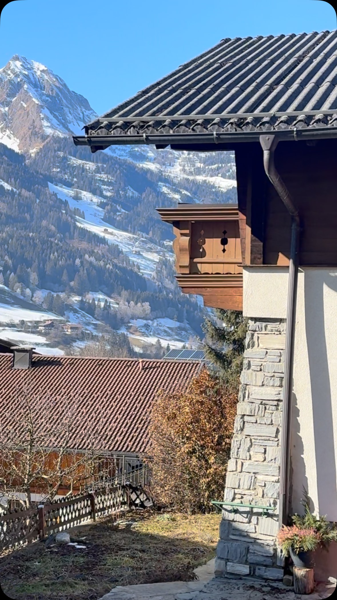 A wunderschöner Tag im Chalet. #imchaletisschee #chaletfranzi #dorfgastein #bernkogel