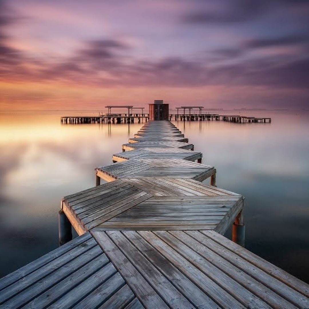 Aujourd’hui on retrouve @lourdesgomezfdez dans la région de Murcia en Espagne pour ce superbe lever de soleil.
Retrouvez tous les détails de sa prise de vue dans le slide.
Suivez-nous pour plus de pose longue et Tagguez #teamkase pour être repartagé.
📍Santiago de la Ribera, Espagne
📸 Canon Mark III
🎛️ f/11 • 17mm • 120s •50ISO
🪟 2ND 64 + 1 GND 0.9
@kase_filters_global @kaseglobal @spainexplore
#longexposurephotography #longexposhots #poselongue