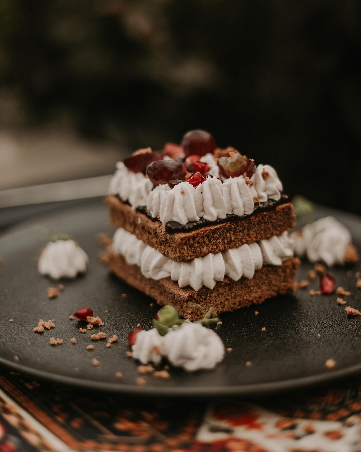 Douceur Géorgienne ✨
Léger, aérien, intensément gourmand… Un dessert qui évoque la Géorgie en une bouchée. ??