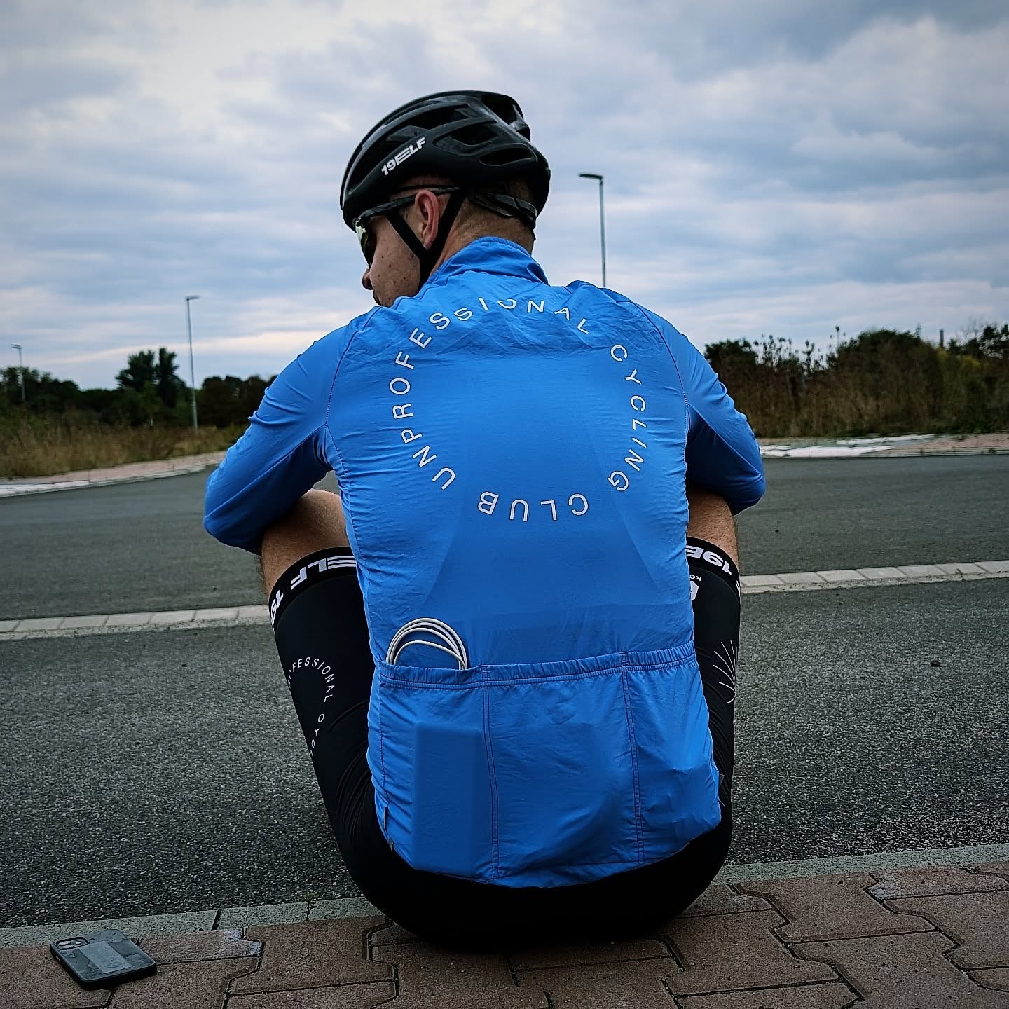 #19ELF #unprofessionalcyclingclub