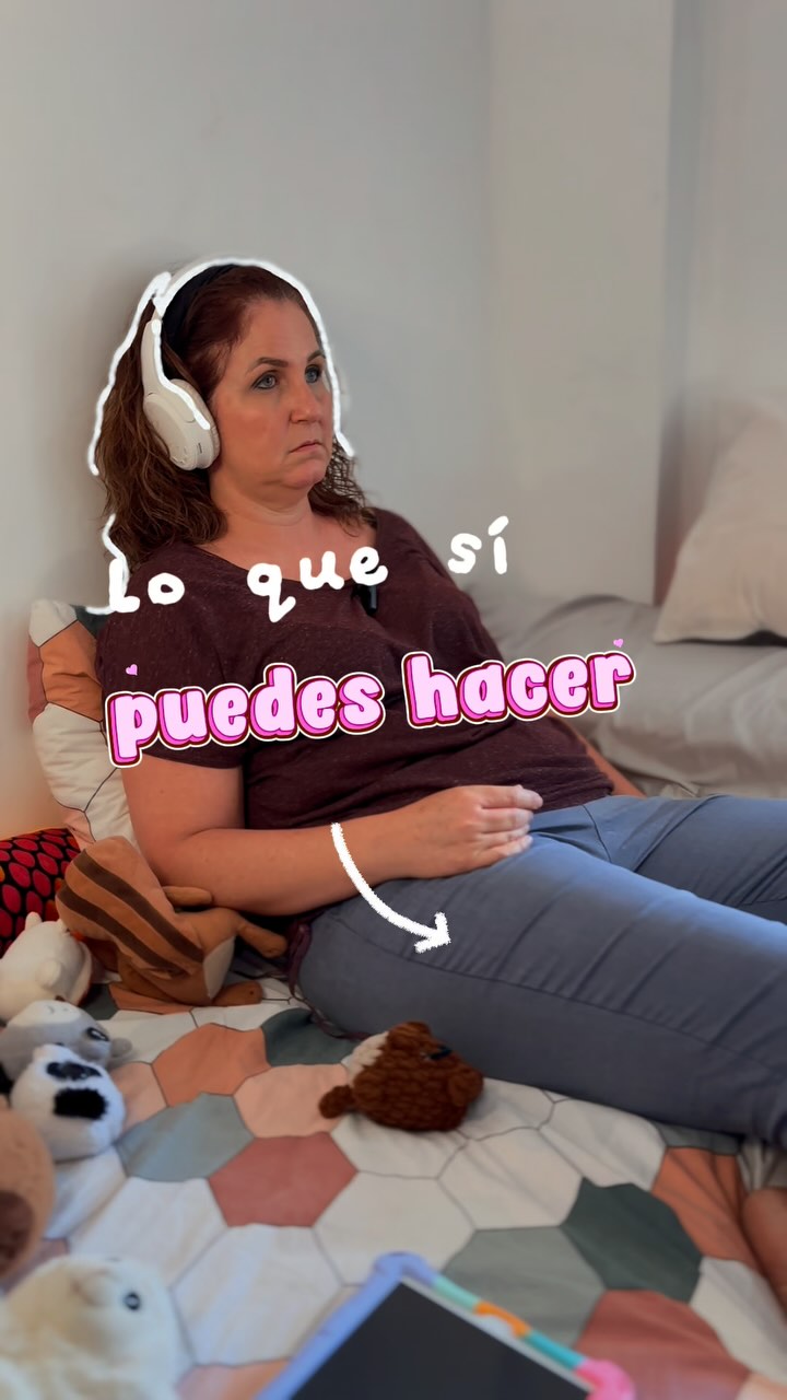 A veces pensamos que reconstruirse es volver a como estábamos antes.
Pero no. Reconstruirse es hacer lo que SÍ puedes… aunque todo lo demás parezca derrumbado.
Si hoy solo pudiste hacer una cosa, ya es un paso enorme.
? Cuéntame: ¿qué sí pudiste hacer hoy, aunque fuera poquito?
#psicologa #psicoterapia #miedo #traumadana #adolescentes #depresion #valencia