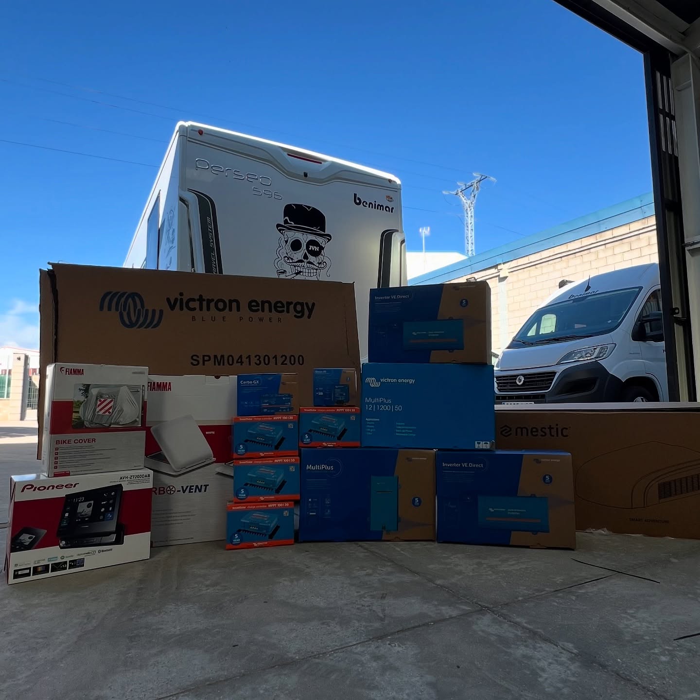 Terminamos una semana completa de instalaciones ??
¡Gracias a todos los que confiaron en nosotros para transformar sus vehículos en verdaderas casas rodantes!
?✨
Seguimos rodando con pasión y compromiso ?
?? #CaravaningLife #Camperización #FurgonetaCamper #VidaSobreRuedas #VanLovers #VanConversion #AventuraSobreRuedas #CamperSpain #VGCaravaning @vgcaravaning