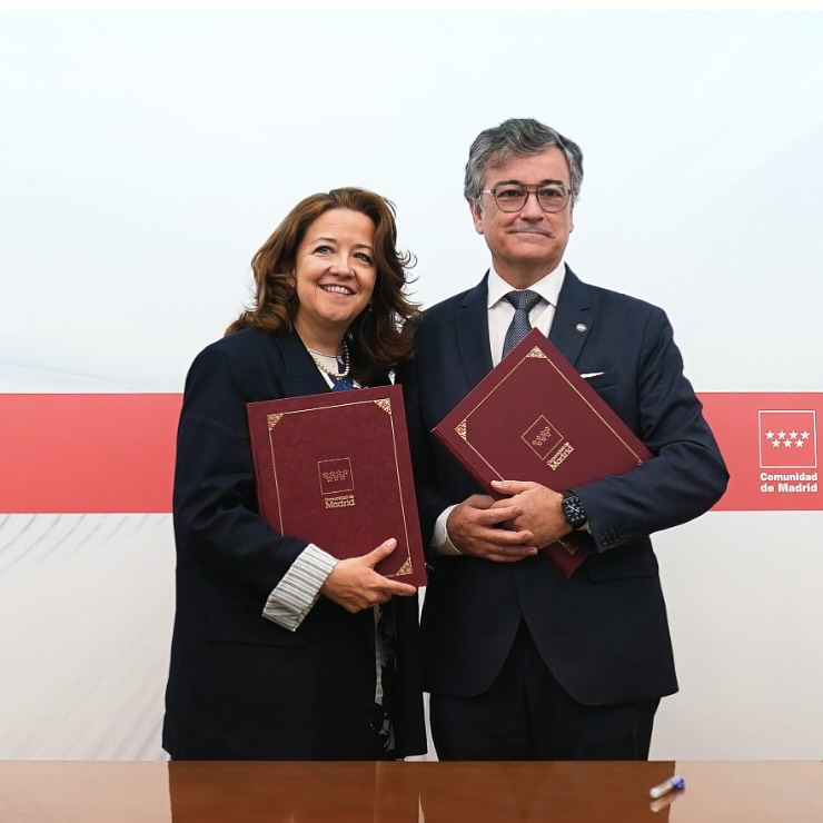 ? ¡Buenas noticias para la salud visual de los peques en Madrid!
✅ El 29 de julio se renovó el Convenio de colaboración entre el SERMAS y el Colegio de Ópticos-Optometristas para atender a menores de 14 años.
✅ Desde el 4 de agosto la plataforma de gestión está ACTIVA.
? Se mantienen las subvenciones para gafas graduadas.
? NOVEDAD: Ahora también se subvencionan 55€ para lentes de contacto, un único importe por paciente, gestionado igual que las gafas.
? ¡Una ayuda más para cuidar la vista de los más pequeños en la Comunidad de Madrid!