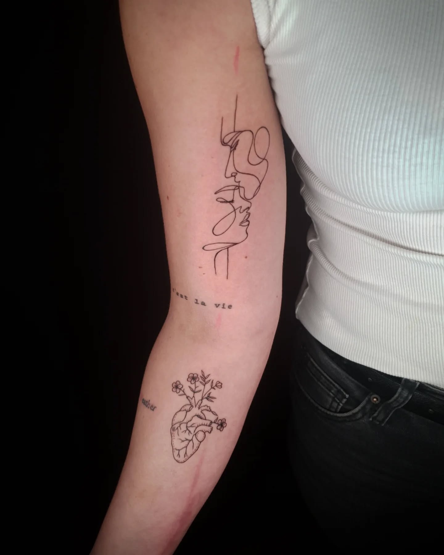 Hallo Freunde, helft mir wieder Reichweite zu bekommen. Ihr könnt kommentieren, liken, teilen usw. um daran teilzuhaben.
.
Thank you very much.
.
.
#fineline #kisstattooo #tattoo #oneliner #inked #hearttattoo #finelinetattoo #tattoomemmingen #Memmingen #tannheim #Laupheim #Biberach