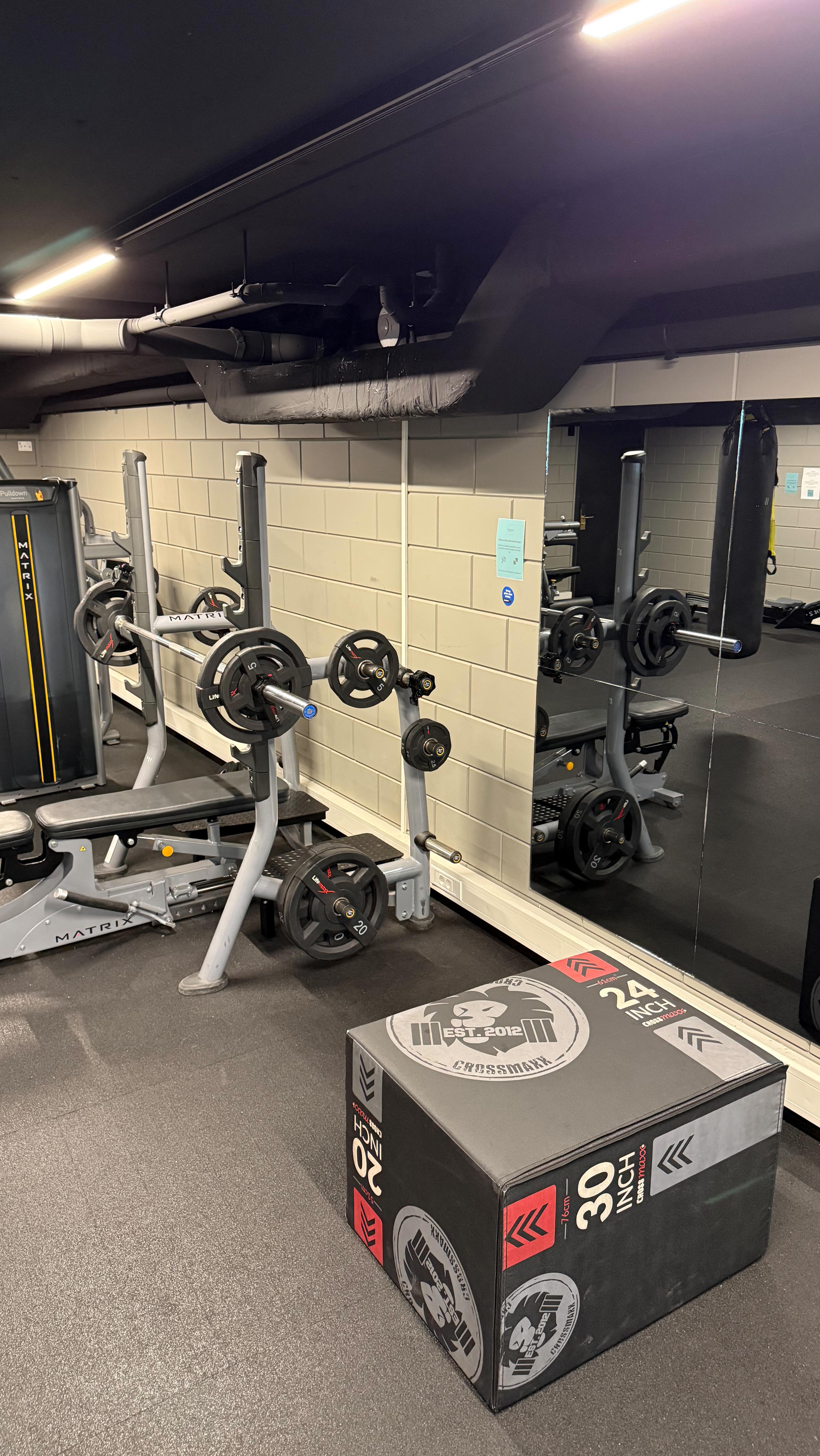 At The Florian Hotel, we know how important fitness and well-being are — even while traveling. ? That’s why we provide our guests with access to a fully equipped, on-site gym, featuring cutting-edge Matrix equipment for both cardio and strength training.
?️ Open 24/7
? Free of charge for our guests
? Just steps away from your room
Whether you want to kickstart your morning with energy or recharge after a long day, our gym has everything you need to stay on track with your goals.
#TheFlorianHotel #StayFit #Wellbeing #TravelHealthy #HotelGym #24hourGym #FitnessGoals #TravelAndTrain #HealthyLifestyle #StrengthTraining #CardioWorkout #MatrixEquipment #Hoofddorp #AmsterdamHotels #HotelWithGym #StayActive #TravelWellness #FitnessTravel #HotelLife #WorkHardStayFit