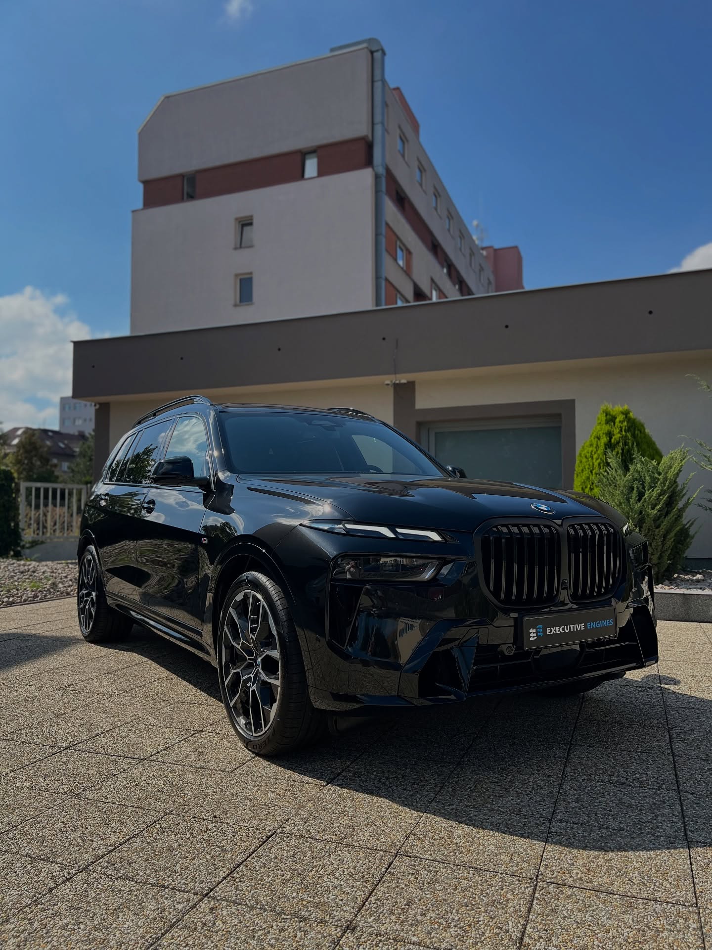🌀BMW X7 40d black on black 🌀
#bmw #bmwlovers #executive #x7 #bmwx7 #x740dmsport #msport #mperfomance