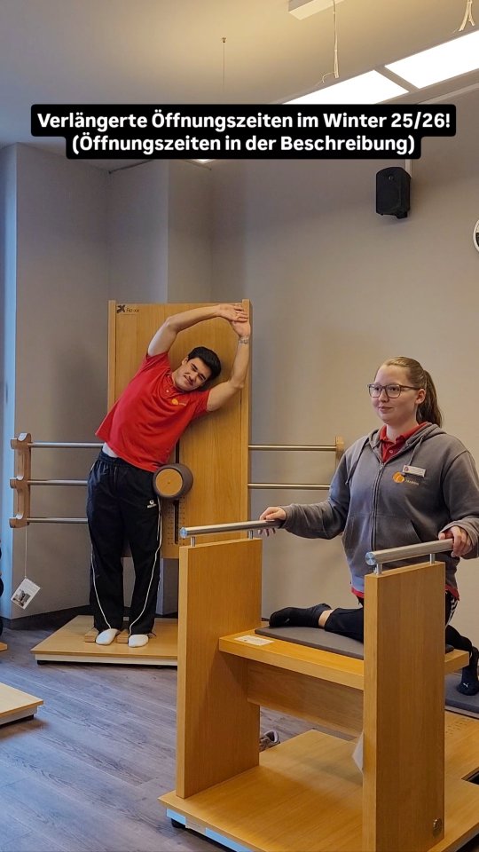 Verlängerte Öffnungszeiten im Winter 25/26 bei Rehakrahl Training!
Montag 07:30 - 21:00 Uhr
Dienstag 07:30 - 21:00 Uhr
Mittwoch 07:30 - 21:00 Uhr
Donnerstag 07:30 - 21:00 Uhr
Freitag 07:30 - 20:00 Uhr
Samstag 09:00 - 18:00 Uhr
Sonntag 10:00 - 14:00 Uhr
(An gesetzlichen Feiertagen bleibt das Studio weiterhin geschlossen)