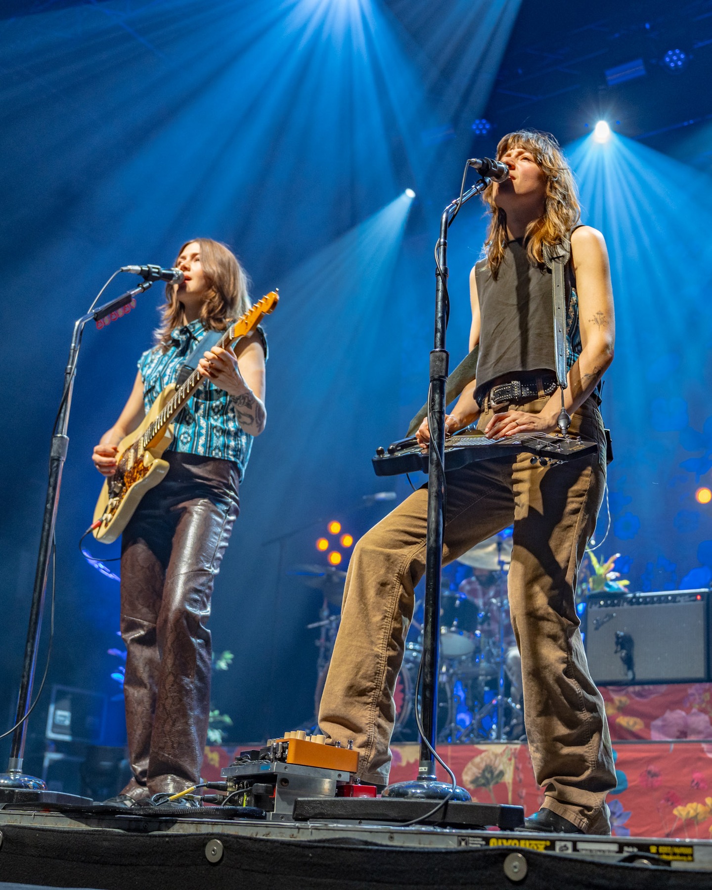 @larkinpoe live at @ewerk_koeln #larkinpoe #ewerk #cologne #köln #tour #concert #live #germany #europe #gig #soldout #music #band #musician #stage