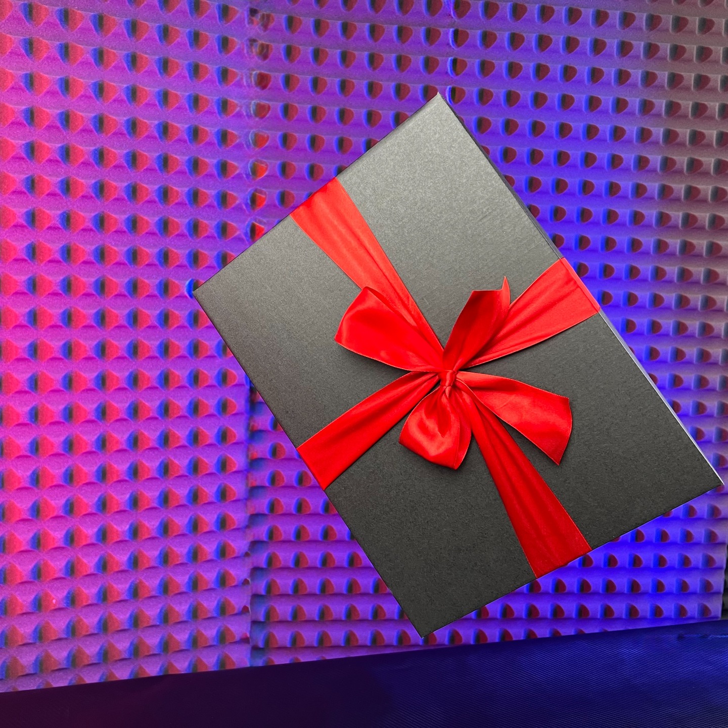 Řešíte co na Vánoce? Tahle exkluzivní dárková krabice za Vás vše vyřeší. Ať už jsou Vaši blízcí nadšenci do aut, motorek, cyklistiky, karavanů nebo si rádi vychutnávají čas doma v čisté domácnosti, tak právě pro Vás jsou naše Dárkové balíčky.🎁🎄
#vanoce#darky#darkovebalicky#pripravanavanoce#
NANOSOL.CZ