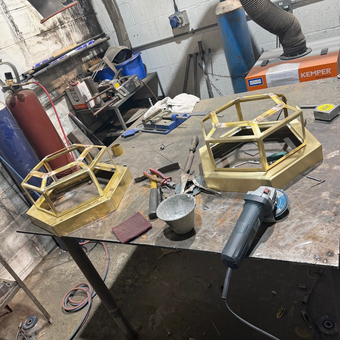 ✨ Behind the Brazing ✨
Here’s a sneak peek inside our warehouse, where our expert team brings bespoke lighting to life—one glowing brass joint at a time. ??️
Crafted by hand, built with passion, made for unforgettable spaces.
#BespokeLighting #Craftsmanship #MadeByHand #HospitalityDesign #CommercialInteriors