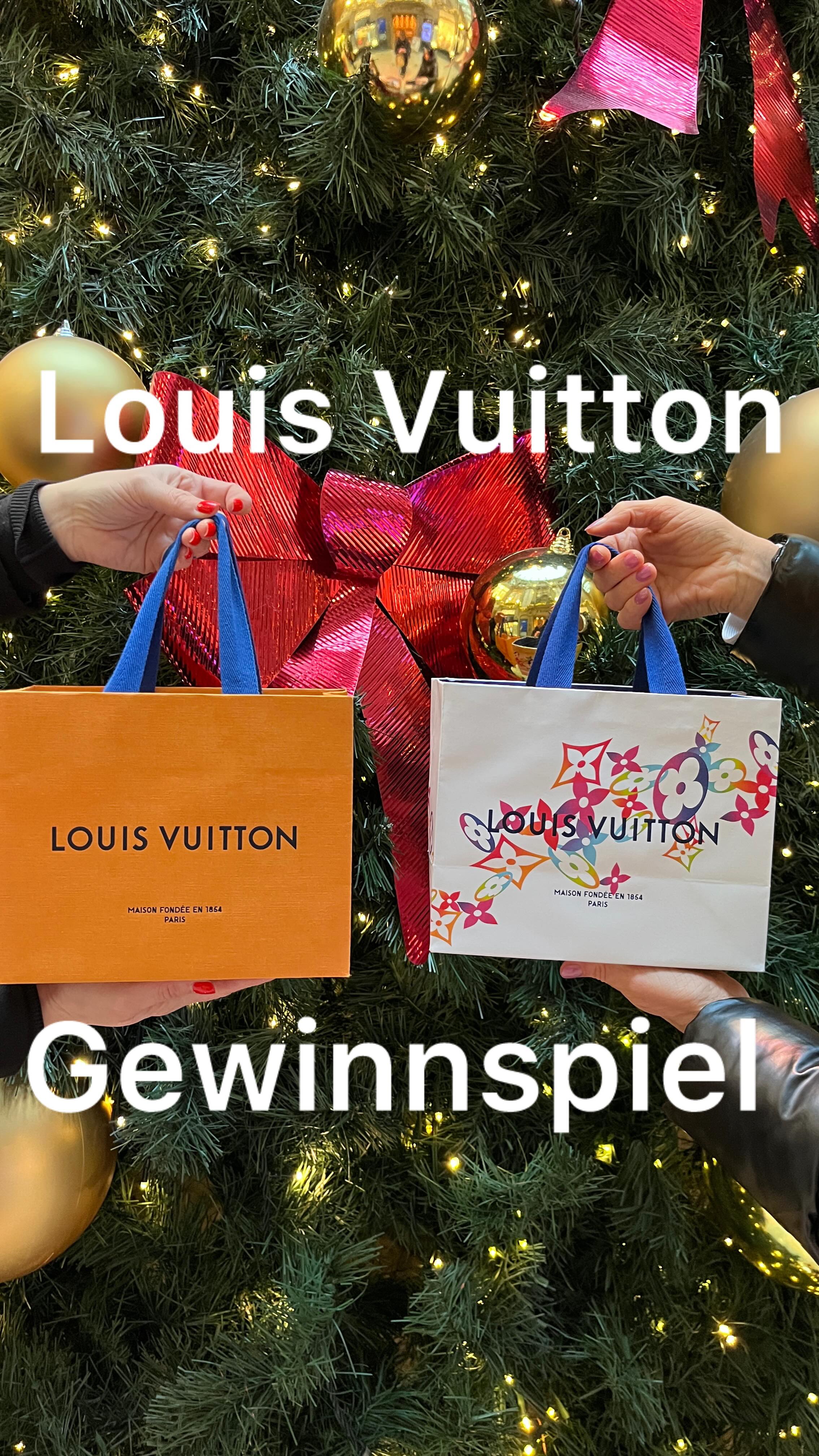 ilovehandbags_com_post_17924223384188625