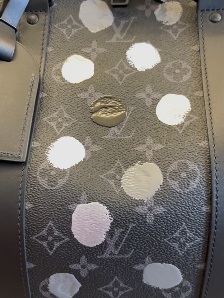 ilovehandbags_com_post_18425369959113038