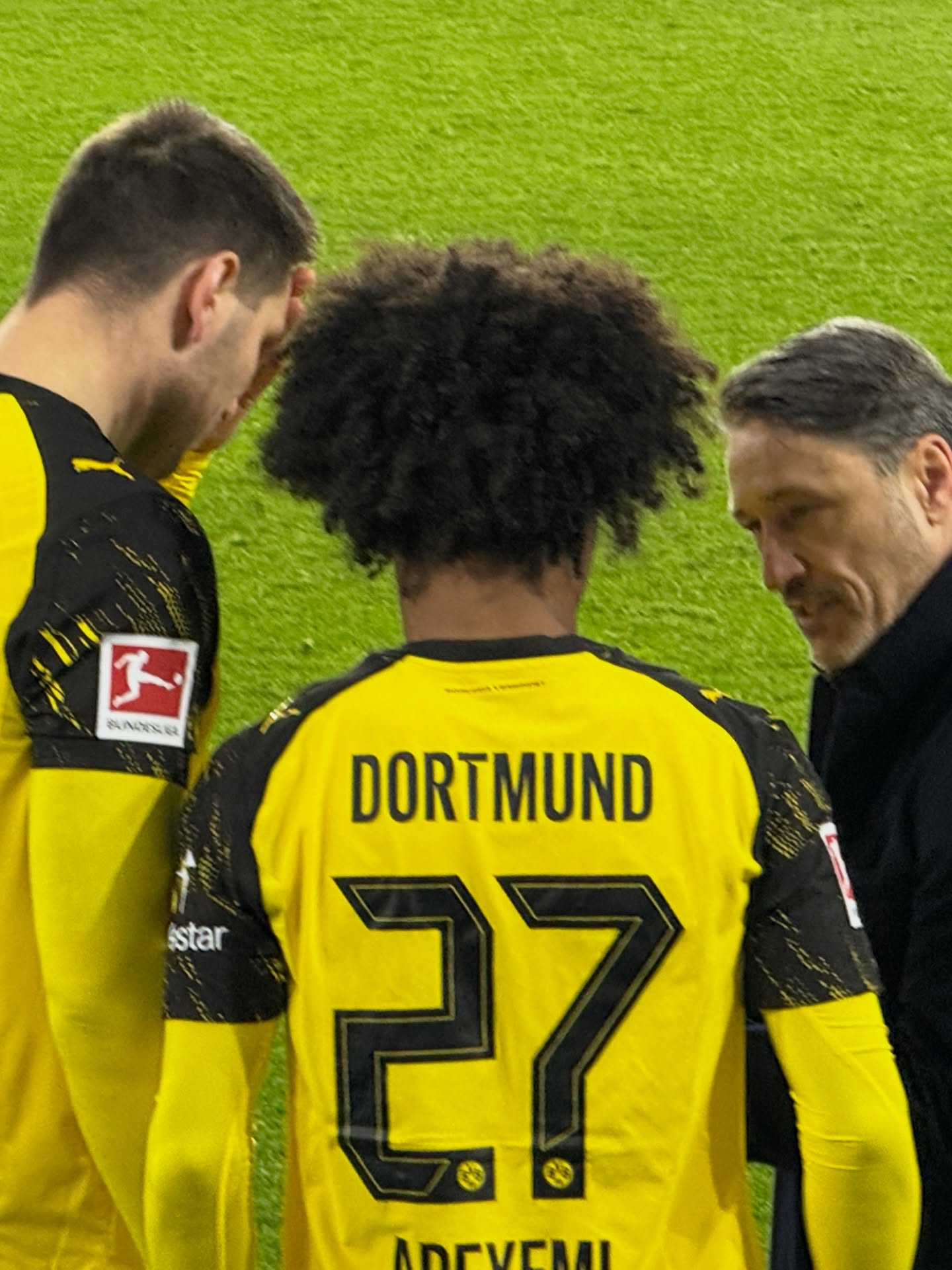 Der BVB war im SC-Stadion zu Gast, und WILD war erneut live dabei. Mit einem 1:1-Unentschieden verabschieden sich beide Klubs in die Winterpause. 💙
Der BVB was a guest at the SC stadium, and WILD was live on site once again. With a 1–1 draw, both clubs head into the winter break. 💙
A BVB az SC stadion vendége volt, és a WILD ismét élőben volt jelen. Az 1–1-es döntetlennel mindkét klub a téli szünetre vonul. 💙
#bvb #sc #freiburg #europapark #soccer