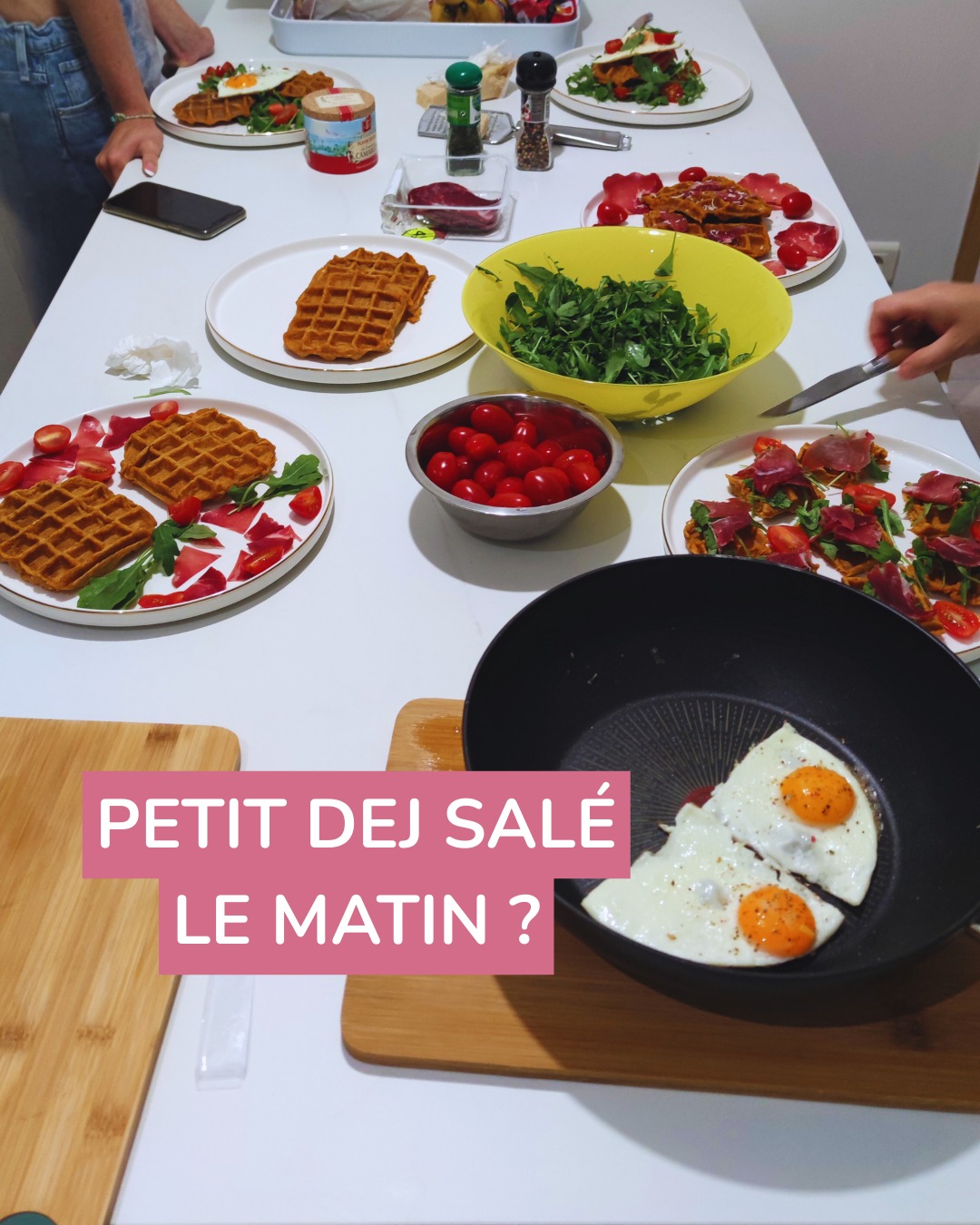 ?P'tit dej salé ou sucré ??
On entend souvent :
« Il faut manger salé le matin… mais moi je n’y arrive pas. »
La vérité, c’est que vous n’êtes pas obligé·e de manger salé.
Ce dont votre corps a vraiment besoin au petit déjeuner, c’est :
? des protéines
? des fibres
? un repas qui vous évite la fringale de 10h tout en restant gourmand
Et ça, ça peut être salé…
mais aussi sucré, doux, tiède, croquant, réconfortant, simple...Il existe mille façons de composer un petit déjeuner équilibré.
Dans le prochain atelier cuisine, je vous montre comment :
? créer un petit-déj protéiné et riche en fibres
? trouver des alternatives simples quand on n’aime pas le salé
? ou vous aider à aimer une version de petit-déj salée qui change
?️ préparer des recettes rapides, réalistes et délicieuses
✨ adapter selon vos goûts, votre rythme et votre appétit
Atelier “Nouvelle routine : un petit-déj protéiné pour attaquer la journée”
?️ Samedi 17 janvier – 10h
? Cabinet diététique des Lilas – 47310 ROQUEFORT
? 35€/personne
? Réservations : 06 38 82 06 51
➡️ Les places sont limitées.
➡️ Inscription par message ou téléphone.