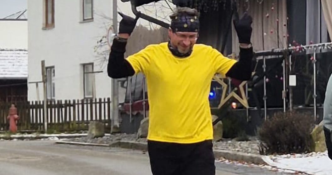 Schöner Jahresabschluss 2025
#hometrail-Büscherllauf
#Silvesterlauf Mariaposching
#Silvesterlauf Sandharlanden
#Katys 1. 100MeilenLauf
Bayronman wünscht euch allen ein gutes neues Jahr 2026🍀