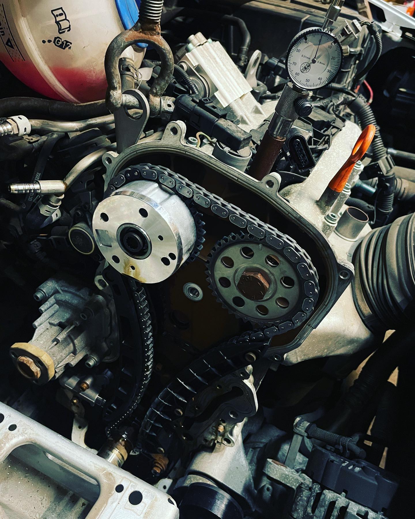 #kettenwechsel #steuerkette #steuerkettenwechsel #vagcars #vw #golf #vwgolf #fsi #messuhr
Der neue Leihwagen bekommt großen Service ?