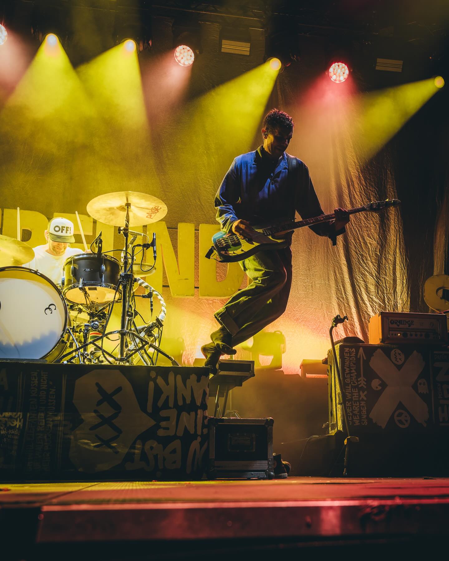 🔥Throwback thursday. Die fantastischen @sportfreundestiller auf dem Noisehausen Festival 2025. Magisch! ❤️🔥
Pics by @adina_scharfenberg_photography 🫶🏻
#noisehausen #noisehausenfestival #sportfreundestiller #throwbackthursday #festival