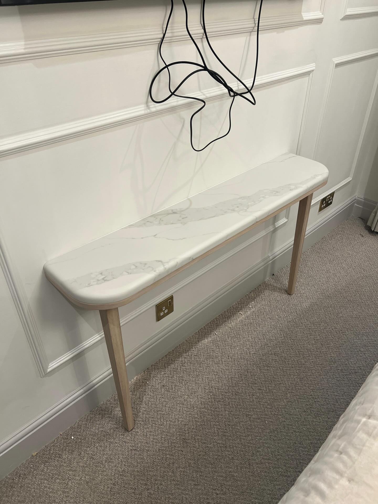 Calacatta quartz console, made from one of our offcuts.
Collaboration with @bespokeupholsterylondon.
Get in touch today for a quote!
? 020 8944 2020
? sales@marbleinteriors.co.uk
#CalacattaQuartz #MarbleSpecialists #StoneCraftsmanship #NaturalStone #QuartzDesign MarbleInteriors BespokeStoneWork