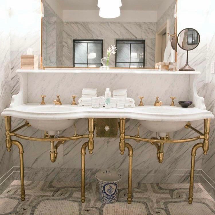 A throwback to a marble bathroom we completed for a restaurant in London over a decade ago. Our Arabescato Marble was used for the skirting, vanity top, shelving and all the wall panels, the results are truly remarkable!
Get in touch today for a quote!
? 020 8944 2020
? sales@marbleinteriors.co.uk