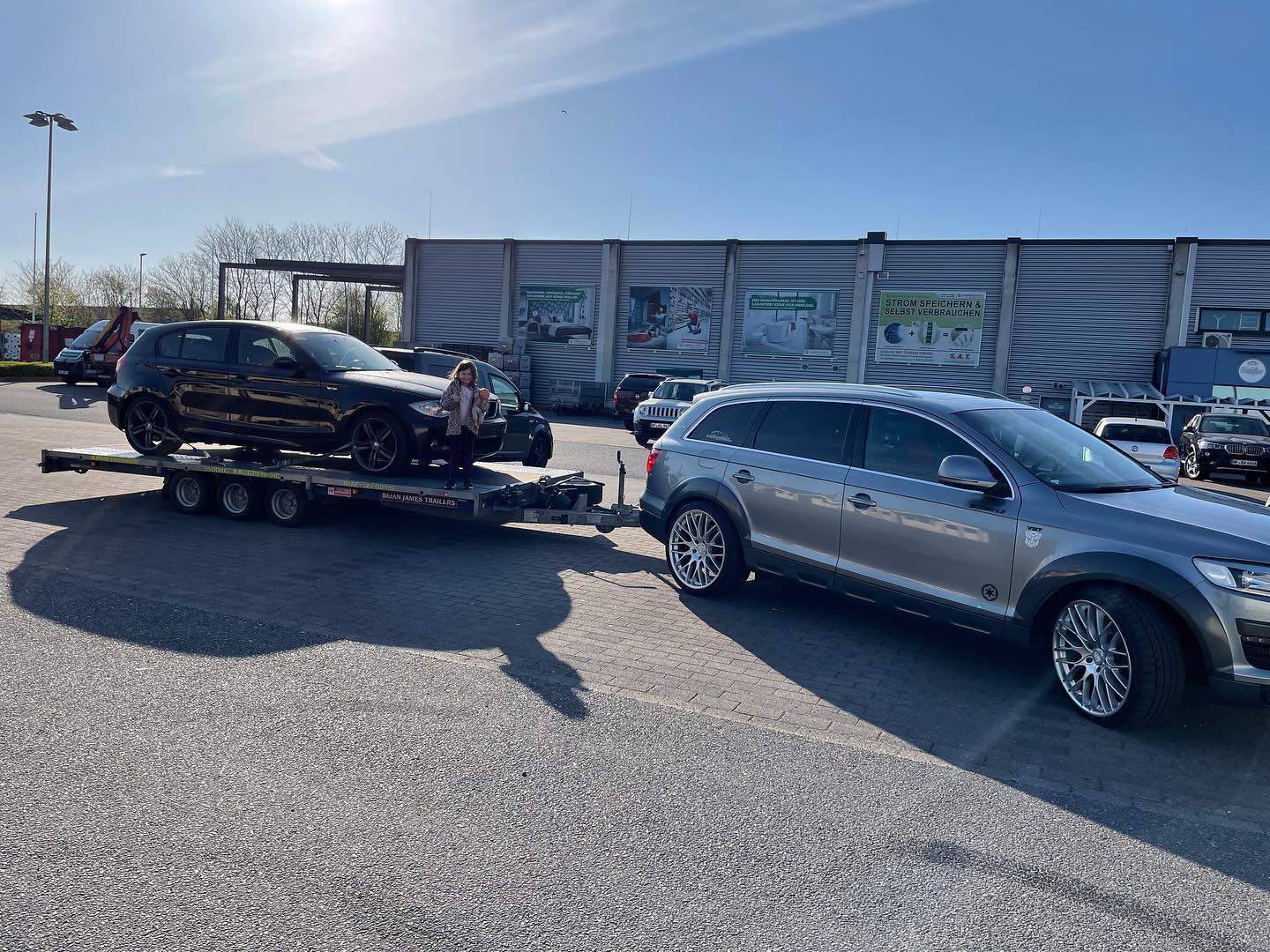 Mit Hilfe meiner #tochter haben wir heute einen #1erbmw #1er abgeholt. Die erste Serie #e87 bekommt einmal volles Programm. #service #inspektion #makeover #husum #nordfriesland #streetstyle