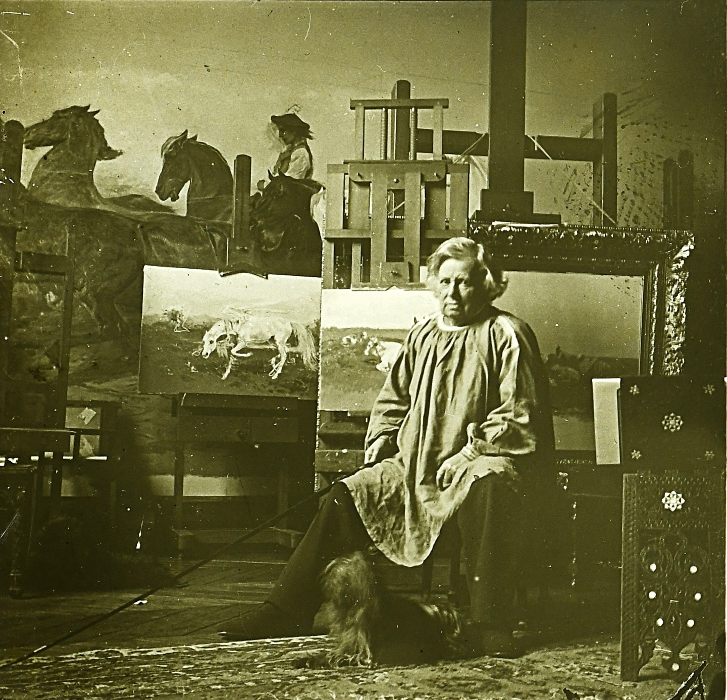 Pégase, dans l’atelier de Rosa Bonheur entre 1886 et 1896.
Pégase est arrivé il y a quelques jours au château de Rosa Bonheur. Une œuvre exceptionnelle, atypique du travail de l’artiste.
Passée de la collection de Pierre Cardin au château de Rosa Bonheur grâce à nos fantastiques mécènes.
Toute notre gratitude à vous qui avez permis que cette œuvre retrouve son atelier à Thomery.
C’est probablement Clair de Lune, le mustang offert à Rosa par un collectionneur américain qui a servi de modèle pour Pégase.
#rosabonheur #chateaurosabonheur #mecene #pegase #pierrecardin