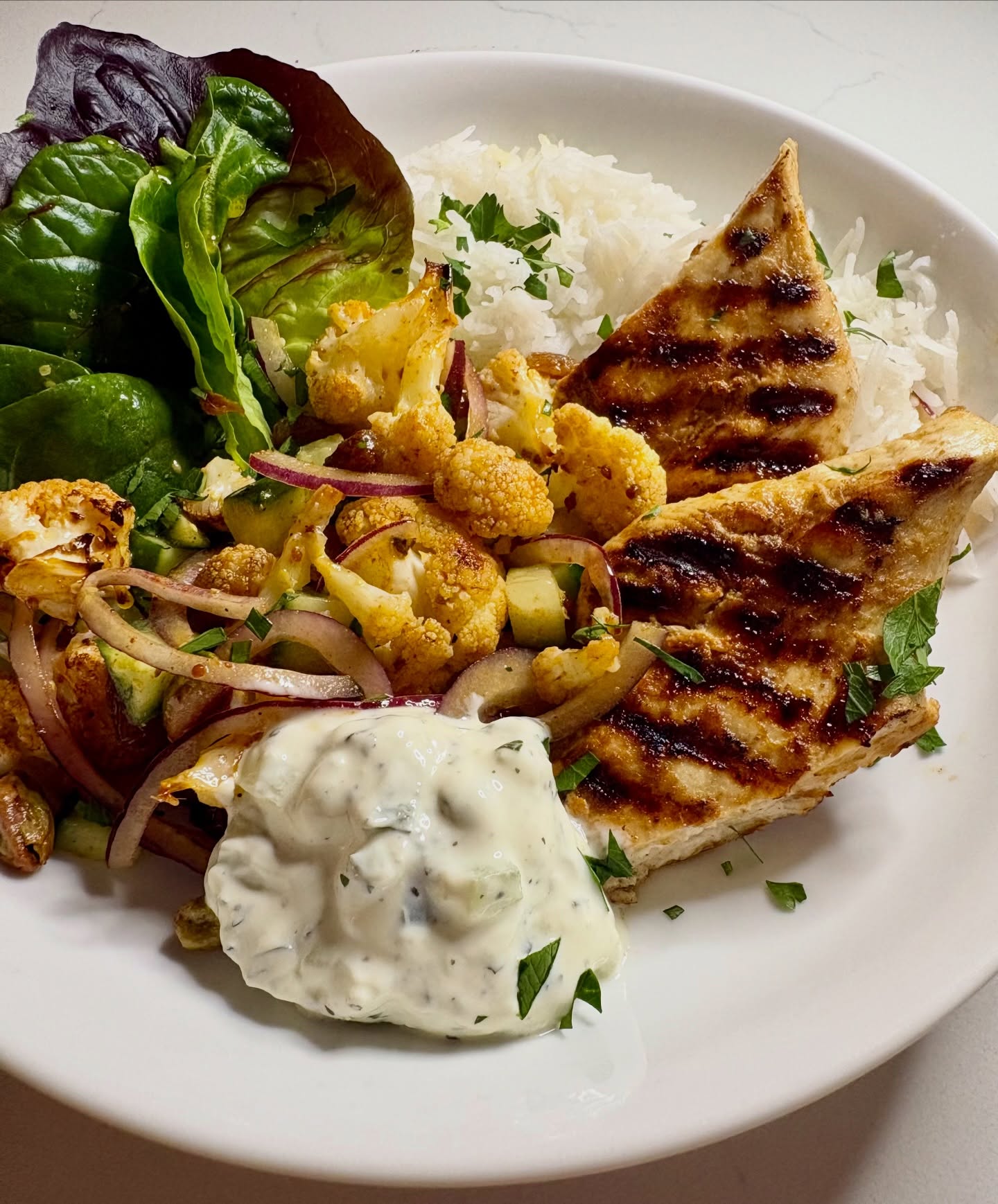 I may have mentioned once or twice before, that I LOVE my griddle! Tonight was cumin, lemon and garlic griddled chicken with a spiced roasted cauliflower salad with pistachios and sultanas and a good dollop of homemade tzatziki. Recipes on my website.
Spices - @bartingredients
#middleasternfood #chickenrecipes #foodies