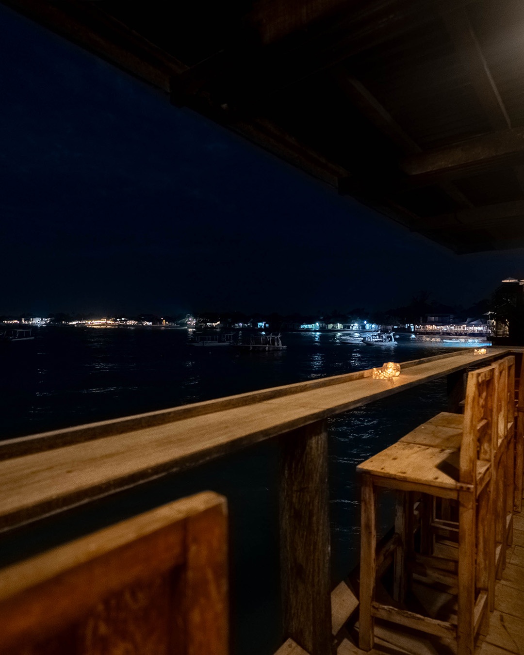 When the village lights dance across the sea, the night begins.
|| Credit : @batukaranglembongan⠀⠀⠀⠀⠀⠀⠀
.
.
.
#thehowff #thehowfflembongan #bar #mixologist #mixology #craftedcocktails #speakeasy #speakeasybar #hideaway #ginlovers #ginbar #whiskybar #whiskylovers #whisky #lembongan #lembongantrip #nusalembongan #bali #lembonganisland #bestofbali #asiabars #bartenderlife #bartender #balinightlife #balibar #lembonganbar #bestofbali