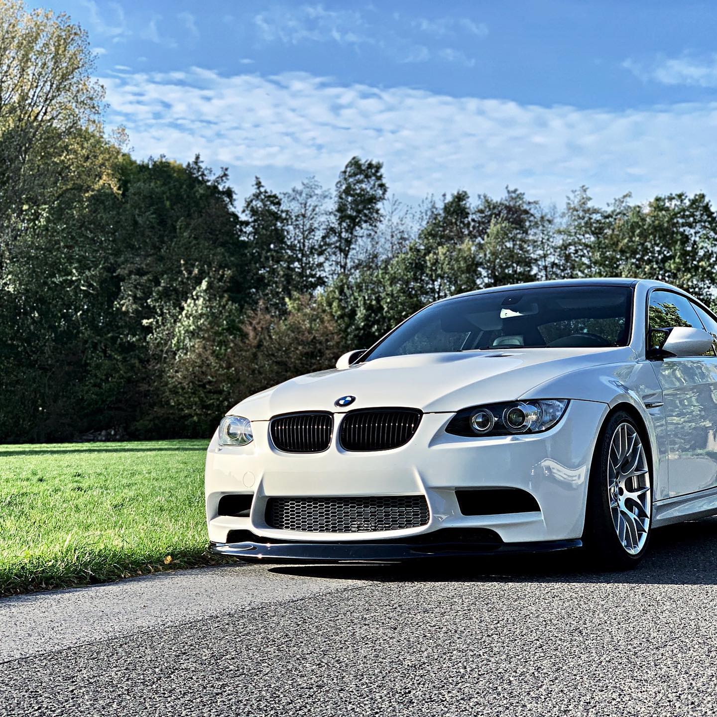 BMW E92 M3 with our front lip ?
#e92 #m3 #v8 #e90 #e93 #competition #bmw #bmwnation #bmwrepost #bmwgram #bmwlove #bmweurope #bmwlove #e92m3 #mpower #bmwlife