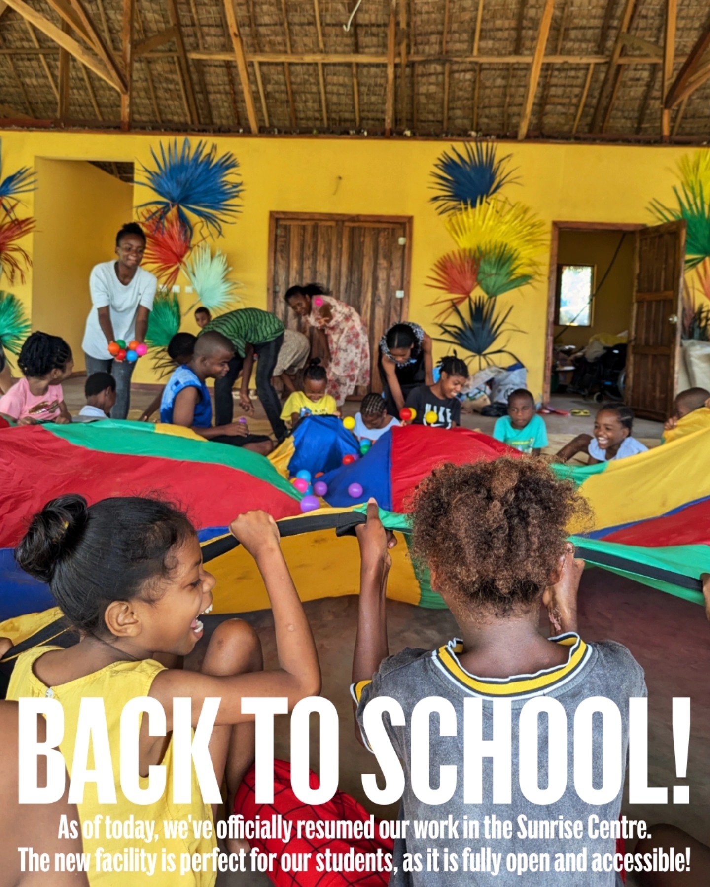 We've had a great back to school week (so far) at the new Sunrise Centre.
Students, staff & parents are all super happy to be learning and teaching again.
Cramped bus rides, parachute games & watching the world go by (swipe to see 1 school day condensed into 25 seconds✌️)
#madagascar #nosybe #education #sunrise #charity #nonprofitorganization #labcharity