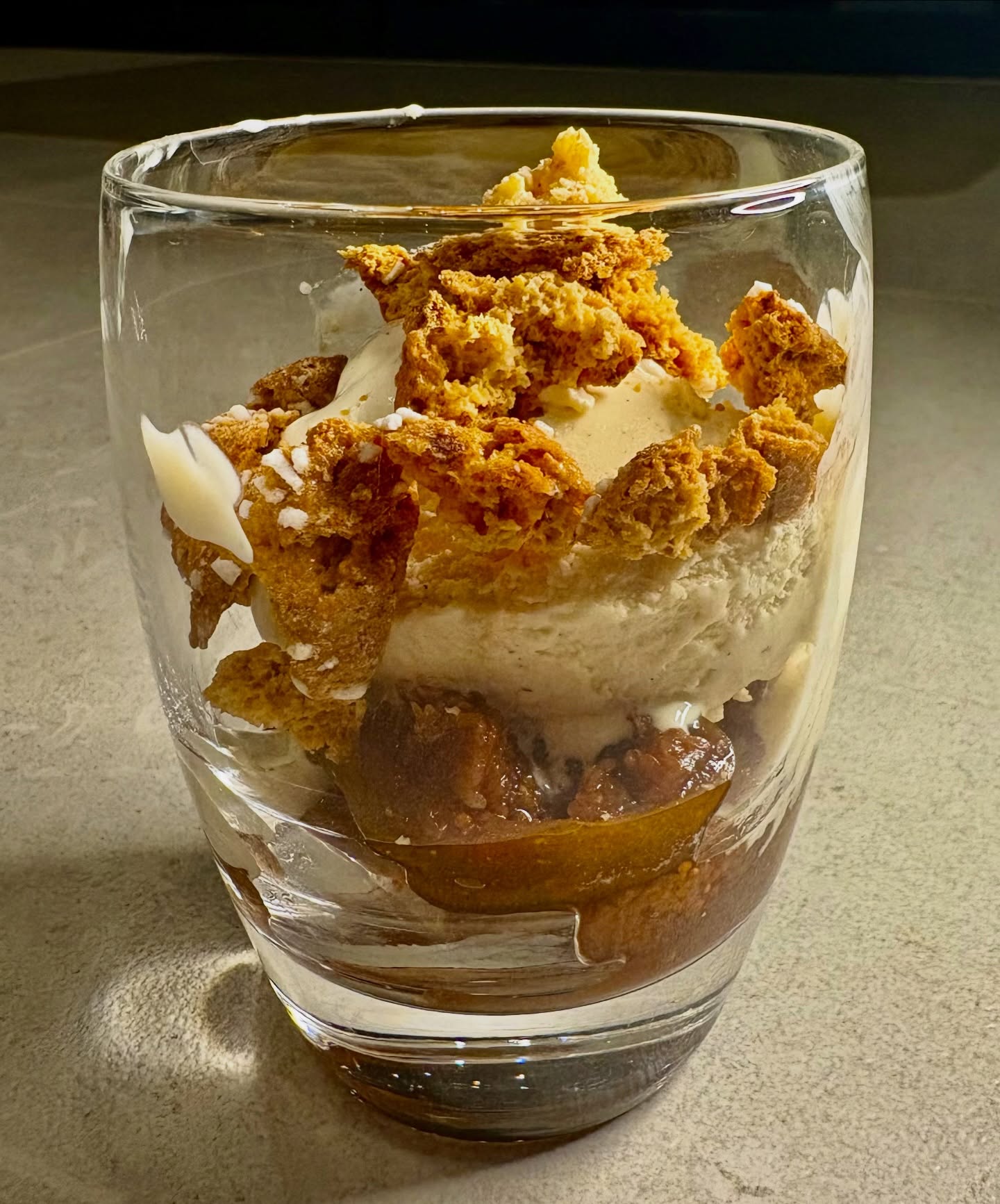 My lovely old Dad used to soak figs in rum and then serve them with ice cream, cream (or both in his case!) and crushed @lazzaroni_liquori_1851 amaretti biscuits (the ones in the pretty red box). Despite still feeling under the weather, I decided it was time to crack open the figs I’d been soaking in rum since October. It’s not a looker and my presentation could definitely do with some work, but it’s a blinking tasty dessert (made even better by the memories of my Dad ❤️).
#amaretto #dessert #figs