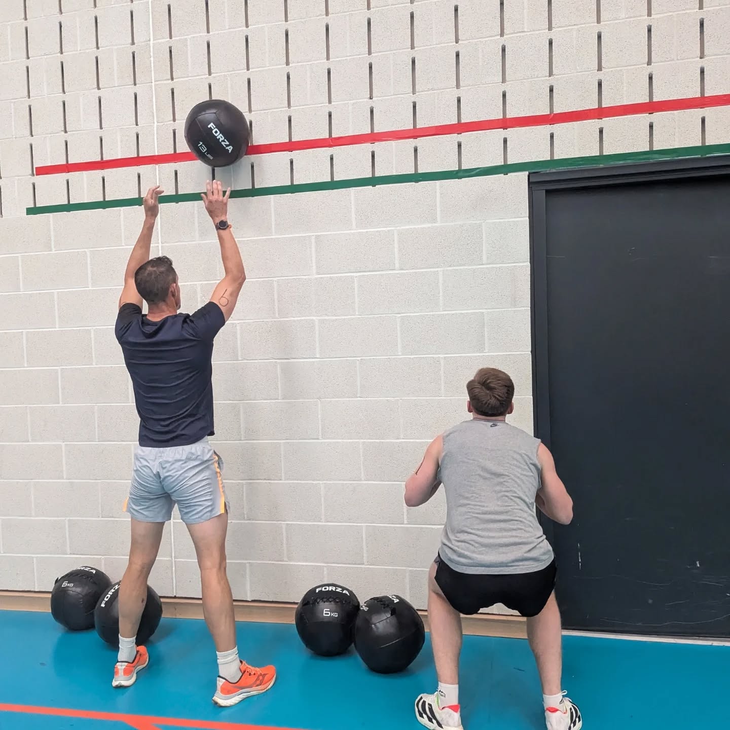 THE JUGGERNAUT HALF 🙌🏋️♂️🏃🏼♀️💪🏼🔥
Huge well done to everyone who completed the challenge yesterday - we had an incredible morning with you all and loved every second!!
Congratulations ;
🥇First place - Phil 23.15
🥈Second place - Callum 23.46
🥉Third place - Phillipa 24.14
See you in November for the full event - earlybird single and double entries open now ✨
#sherbornesports #thejuggernaut #findyourfitness