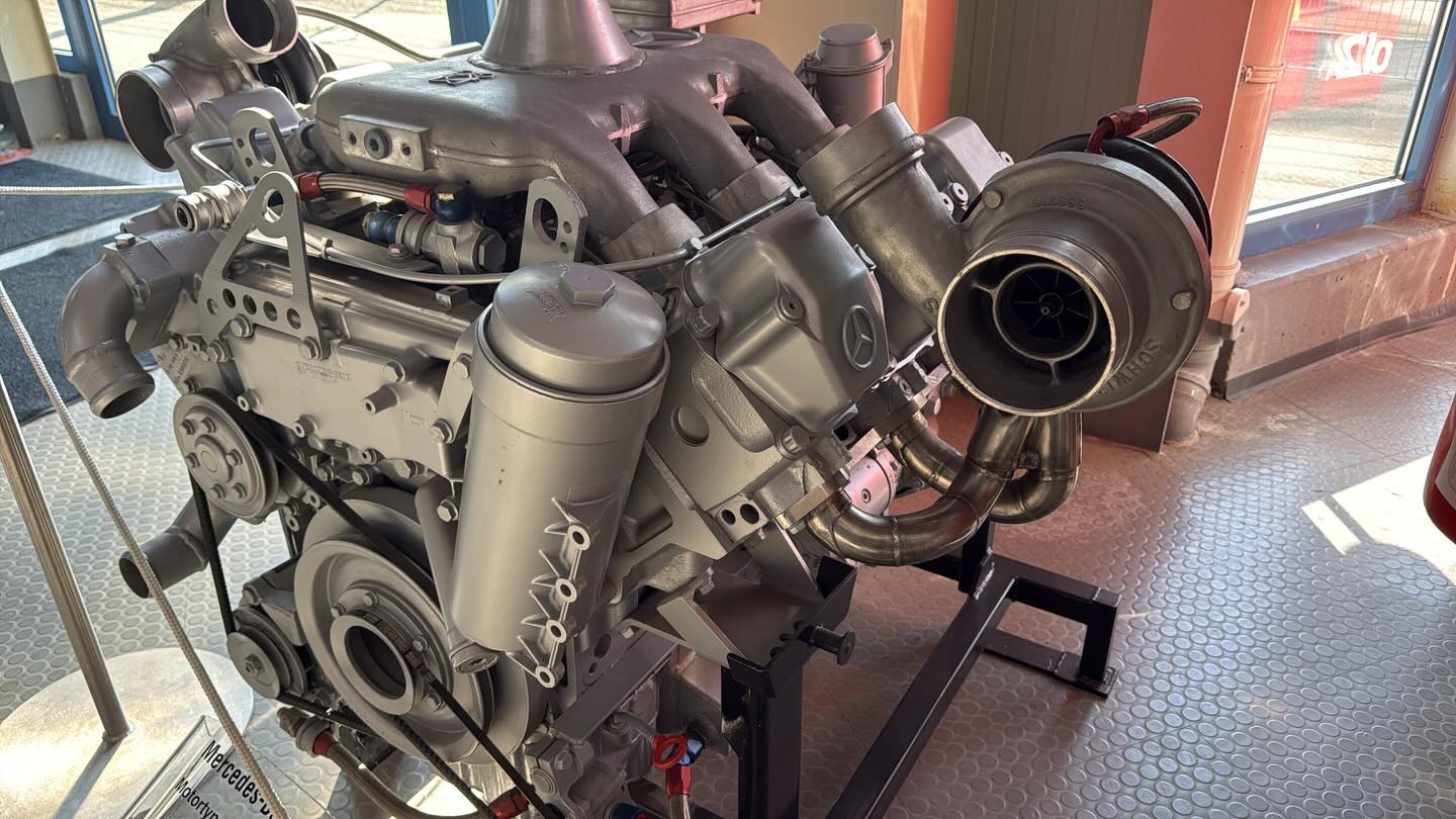 Mercedes 12Liter 1500PS Motor aus LKW